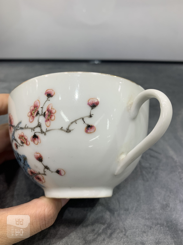 民国粉彩梅花纹把杯一组四件 - 图25